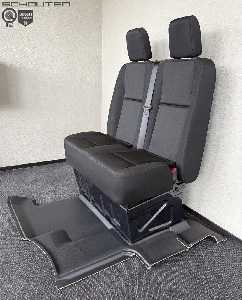 Bank rechtsvoor + bijhorende mat Mercedes Sprinter, Auto-onderdelen, Interieur en Bekleding, Gebruikt, -, -, Ophalen of Verzenden