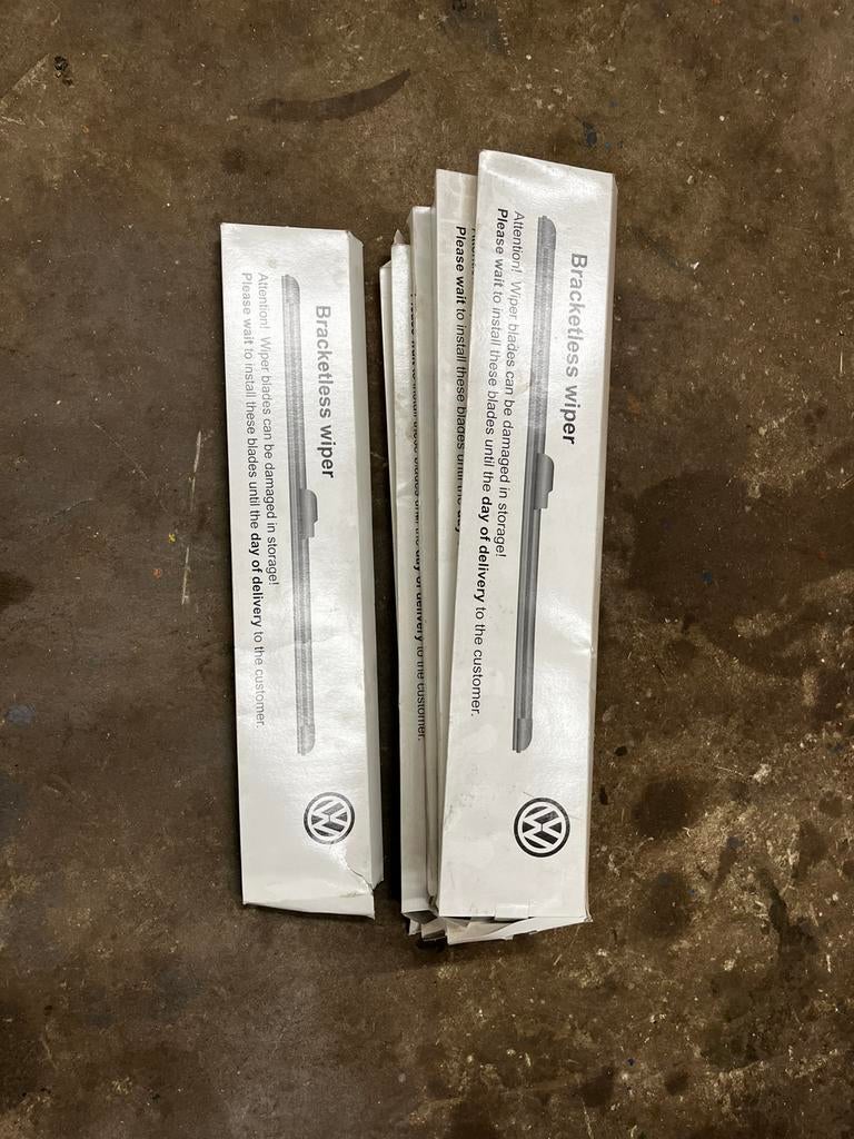 7x ruitenwisserset Golf 7 NIEUW, Ophalen, Nieuw, Volkswagen