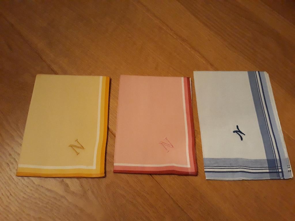 3 katoenen dameszakdoeken met monogram letter N, Ophalen of Verzenden, Overige typen
