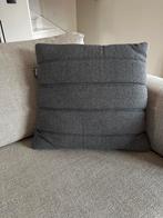 Volt Studio Sierkussen van stevig, wol - prima staat, Ophalen, Zo goed als nieuw, Grijs, Vierkant