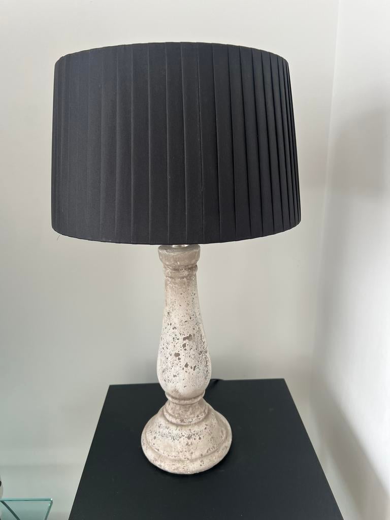 Tafellamp met stoffen zwarte kap, Ophalen of Verzenden, Zo goed als nieuw, Minder dan 50 cm