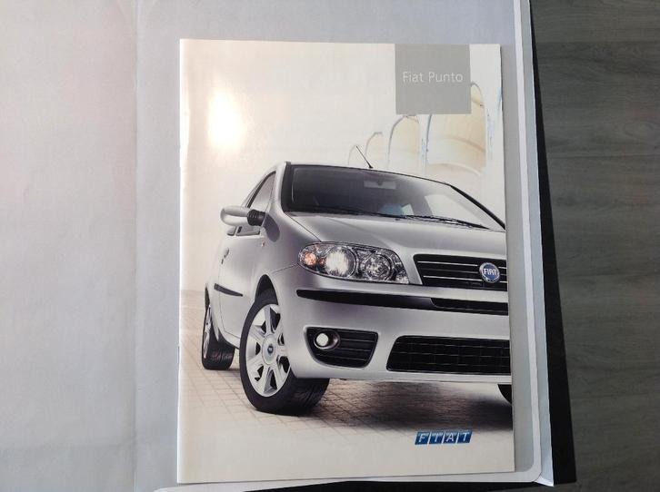 Fiat Punto met oa Sport & Abarth folder NED 36 blz, Boeken, Auto's | Folders en Tijdschriften, Nieuw, Overige merken, Ophalen of Verzenden