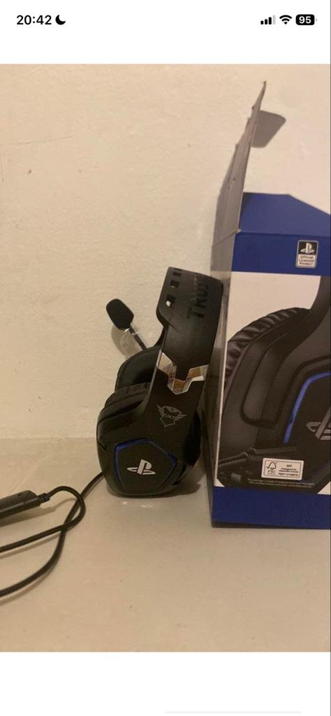 Trust Forze Gaming Headset voor PlayStation, Ophalen of Verzenden, Zo goed als nieuw, Overige typen, PlayStation 4