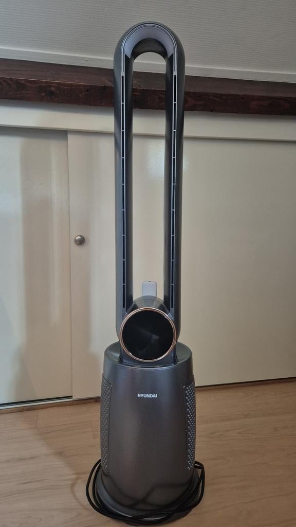 Hyundai ventilator, Witgoed en Apparatuur, Ventilatoren, Zo goed als nieuw, Torenventilator, Ventilator met afstandsbediening