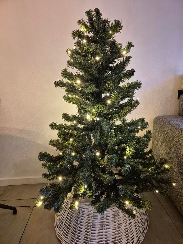 Kerstboom inclusief verlichting, Ophalen, Zo goed als nieuw