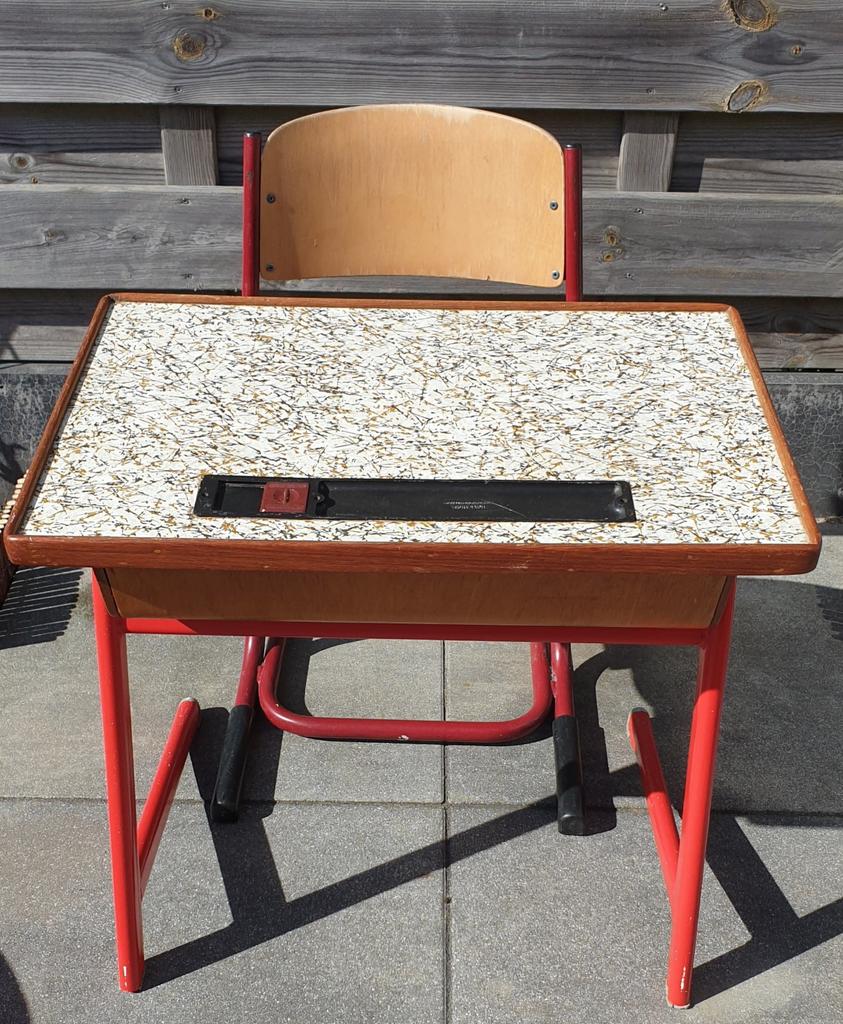 Schooltafel Hollandia +  schoolstoeltje, Kinderen en Baby's, Ophalen, Gebruikt, Tafel(s)