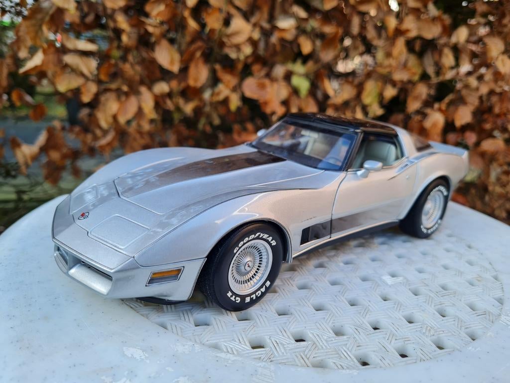1:18 Chevrolet Corvette C3 uit 1982 AutoArt ZELDZAAM!, Ophalen of Verzenden, Zo goed als nieuw, Auto, Autoart