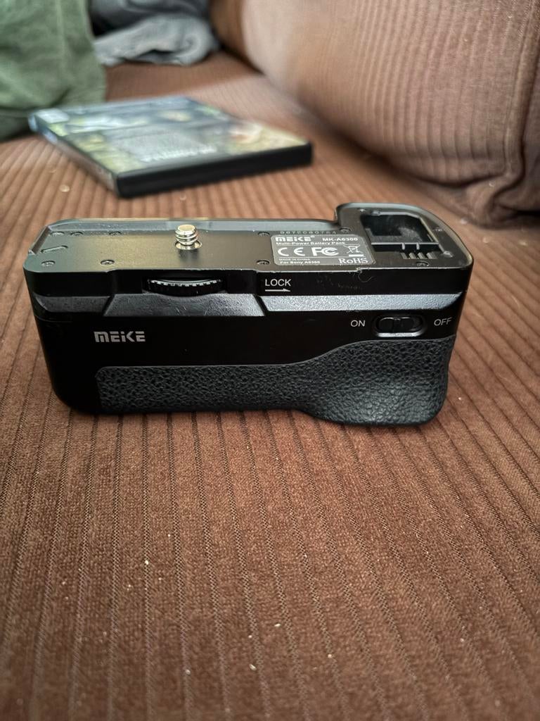 Battery Grip voor Sony A6300, A6100, A6000, A6400, A6500, Ophalen of Verzenden, Zo goed als nieuw
