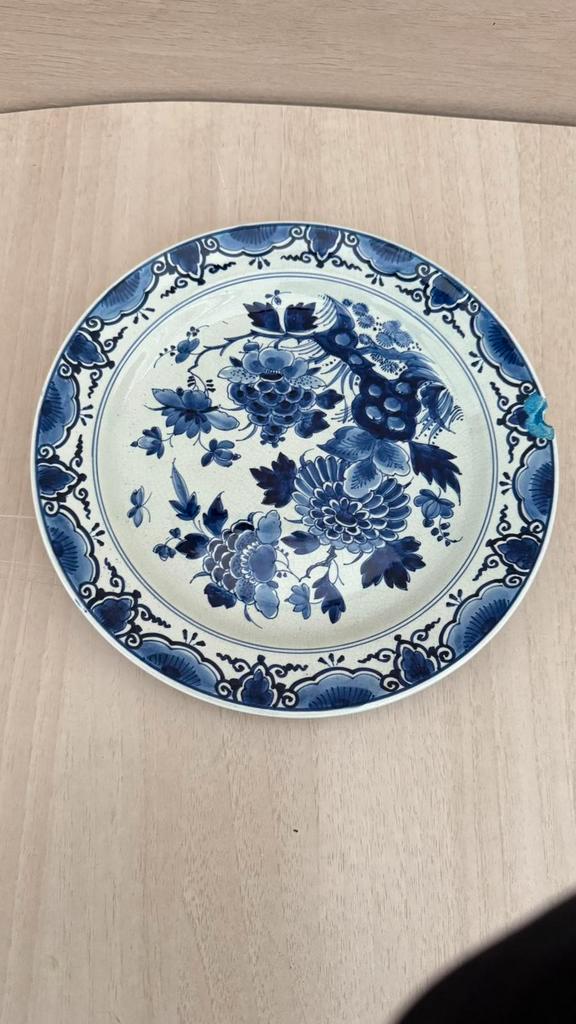 Delfts Blauw Sierbord met Bloemmotief, Antiek en Kunst, Antiek | Wandborden en Tegels, Ophalen of Verzenden