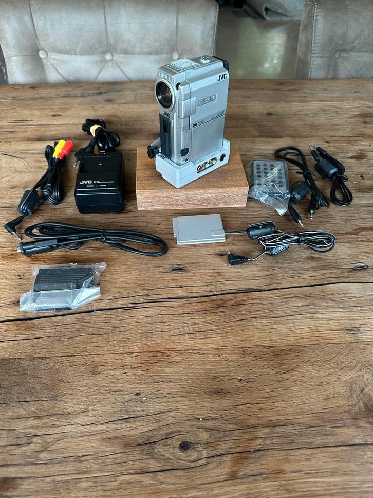 JVC MiniDV Camera GR-DVX9E Nieuwstaat - 100% werkend getest, Audio, Tv en Foto, Videocamera's Analoog, (Video)band, Overige soorten