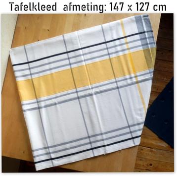 Tafelkleed 147 cm x 127 cm ( seahorse )   beschikbaar voor biedingen