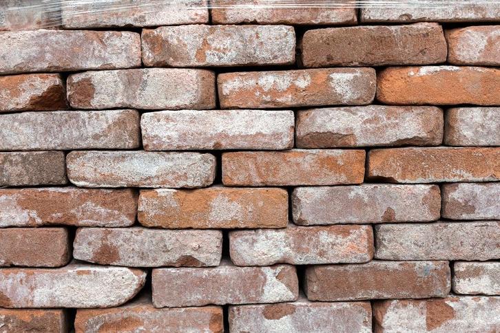 Antieke vormbak rode oranje metselstenen 21.5 x 5.5 33M2, Doe-het-zelf en Verbouw, Metselstenen, Gebruikt, Bakstenen, Ophalen of Verzenden