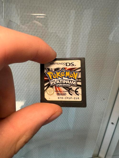 Pokemon platinum Nintendo ds, Spelcomputers en Games, Games | Nintendo DS, Zo goed als nieuw, Ophalen of Verzenden