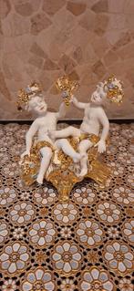 Capodimonte porselein met bladgoud, Antiek en Kunst, Antiek | Porselein, Ophalen of Verzenden