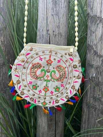 Kleurrijk mini ibiza boho schoudertasje beschikbaar voor biedingen