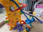 Vtech toet toet race baan ( TTA Super Stuntpark + Wegdelen ), Kinderen en Baby's, Speelgoed | Racebanen, Overige merken, Gebruikt