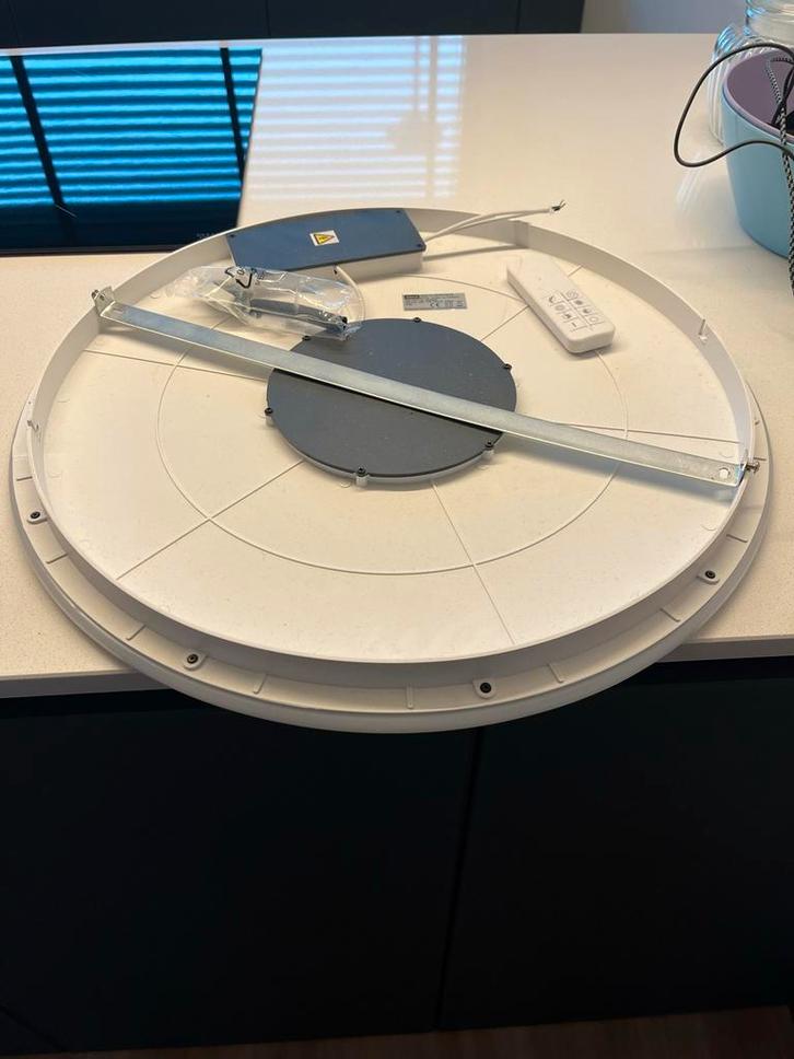 Moderne LED Plafondlamp met Afstandsbediening, Huis en Inrichting, Lampen | Plafondlampen, Zo goed als nieuw, Kunststof, Ophalen