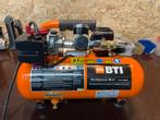 BTI MK34 mini compressor, Doe-het-zelf en Verbouw, Compressors, Ophalen, Mobiel, Gebruikt, 6 tot 10 bar