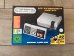 Nintendo NES Classic 8 bit Mini NES in doos, Spelcomputers en Games, Spelcomputers | Nintendo NES, Ophalen of Verzenden, Zo goed als nieuw
