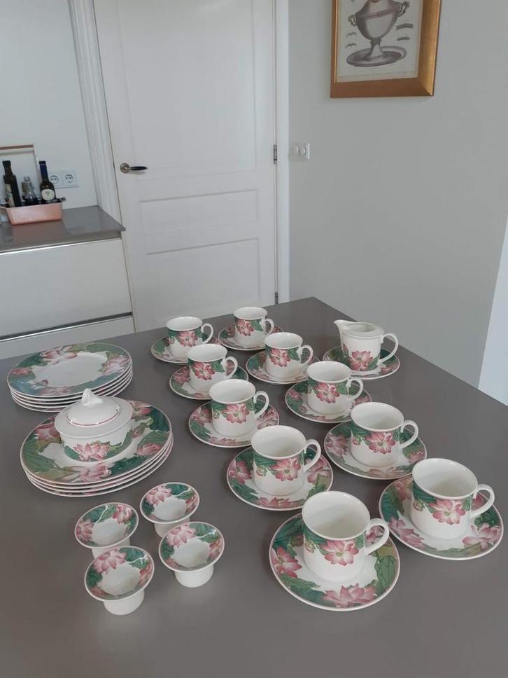 25 delig ontbijtservies Villeroy en Boch Jade, Huis en Inrichting, Keuken | Servies, Zo goed als nieuw, Bord(en), Overige stijlen
