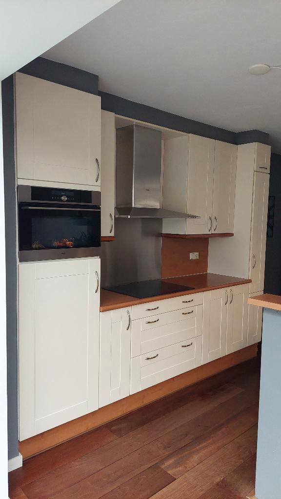 Nette keuken met apparatuur, Huis en Inrichting, Keuken | Complete keukens, Gebruikt, Crème, Ophalen