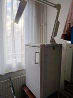 Schoonheidsspecialiste kastje met lamp, Ophalen of Verzenden, Gebruikt, Gehele gezicht, Overige typen