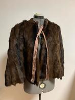 Echt oud bond manteltje, Antiek en Kunst, Antiek | Kleding en Accessoires, Ophalen of Verzenden, Dames