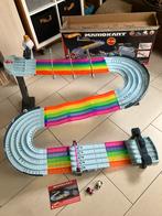 Hot Wheels Mario Kart ‘Rainbow Road’ racebaan, met 2 auto’s, Kinderen en Baby's, Speelgoed | Racebanen, Ophalen, Hot Wheels, Elektrisch