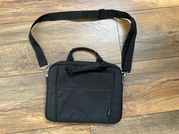 Kleine laptop/ surface tas nieuw, merk dicota  beschikbaar voor biedingen