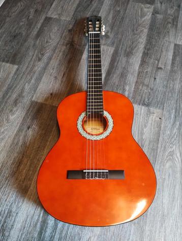 Clifton gitaar akoestisch, met tas en standaard beschikbaar voor biedingen