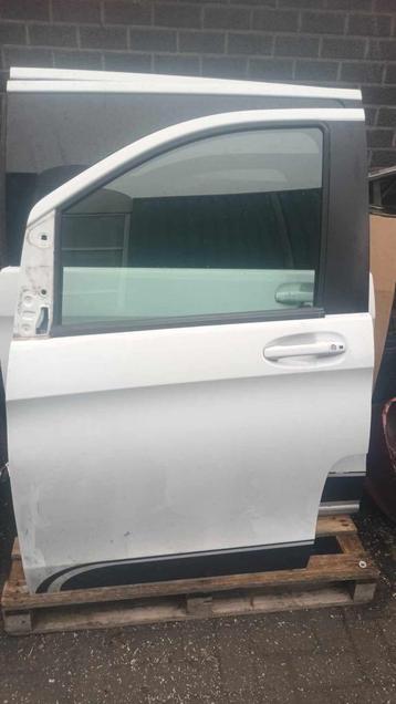 Mercedes vito V klasse portier links compleet nette staat beschikbaar voor biedingen