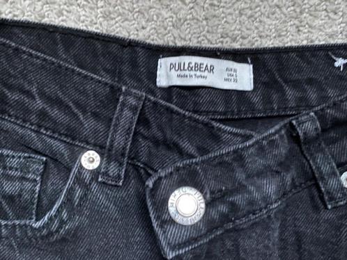 Spijkerbroek van Pull &  Bear maat 32, Kleding | Dames, Spijkerbroeken en Jeans, Gedragen, W27 (confectie 34) of kleiner, Zwart