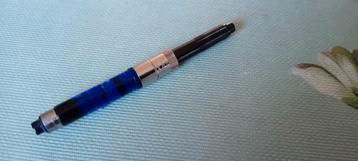 MONT BLANC. Nette converter voor vulpen. beschikbaar voor biedingen