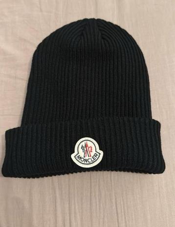 SNEL WEG!!! moncler muts zwart beschikbaar voor biedingen