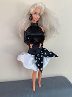 Vintage Barbie 90 s Mattel met ring en zwarte oorringen, Ophalen of Verzenden, Pop
