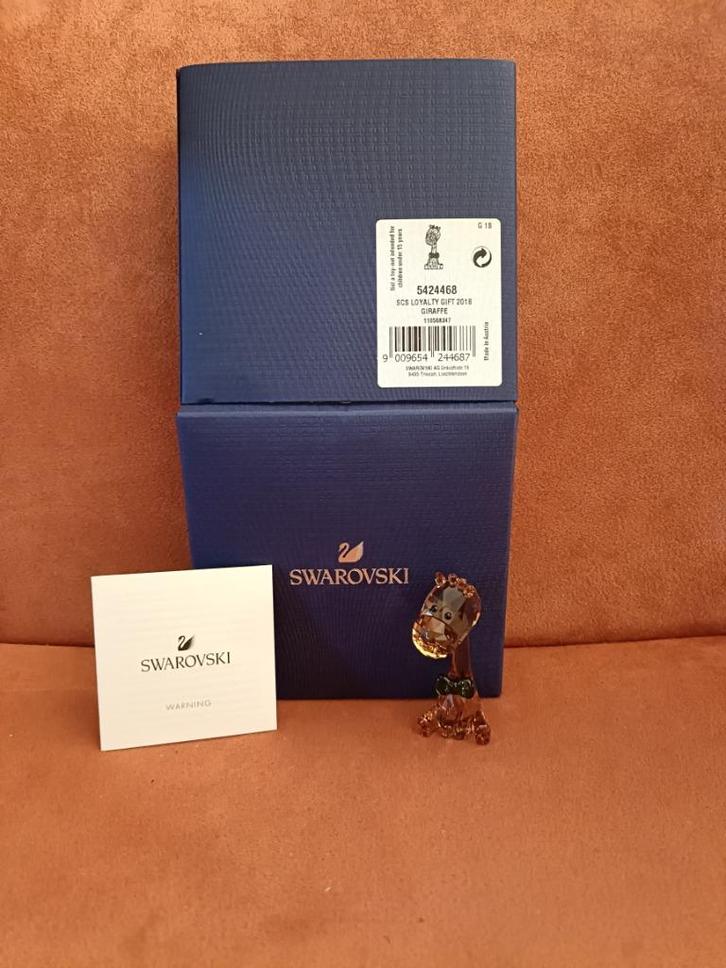 Swarovski SCS Loyalty Gift 2018, giraffe, Verzamelen, Swarovski, Zo goed als nieuw, Figuurtje, Ophalen of Verzenden