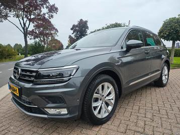 Volkswagen Tiguan 2.0 TDI 110KW DSG 2016 Grijs Highline beschikbaar voor biedingen