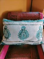Prachtig sierkussen J-Line katoen crème turquoise borduur, Ophalen of Verzenden, Zo goed als nieuw, Blauw, Rechthoekig
