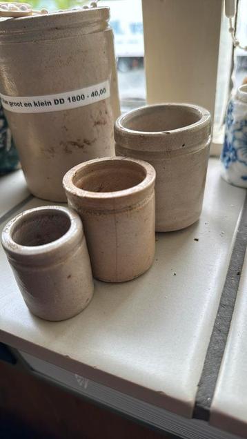 Bodemvondst 18e zalfpotjes 3 stuks. beschikbaar voor biedingen