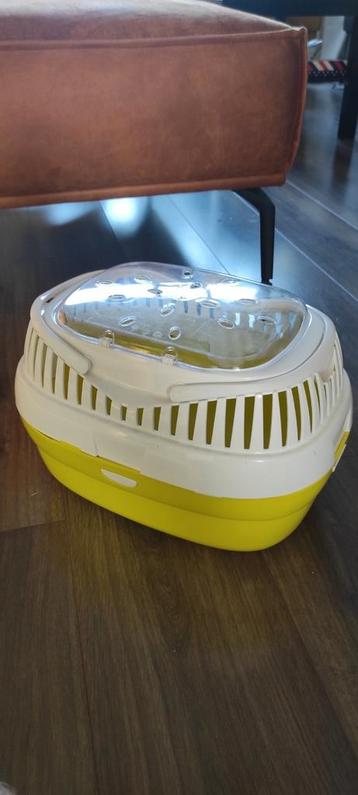 Transportmand of box voor konijn of ander knaagdier beschikbaar voor biedingen