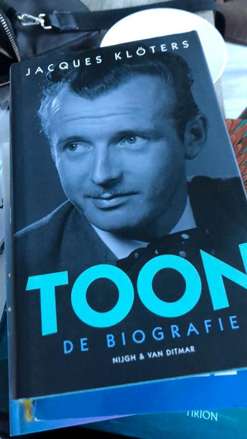Jacques Klöters - Toon, Boeken, Overige Boeken, Zo goed als nieuw, Ophalen of Verzenden