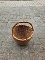 Bijna gratis rieten mand mandje picknickmand gevlochten riet, Ophalen of Verzenden, Zo goed als nieuw, Zonder inhoud