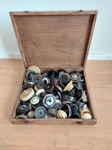 Vintage radio knoppen verzameling #4 beschikbaar voor biedingen