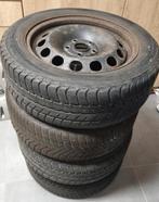 Set winterbanden VW 205/55 r16h + wielen + wieldoppen, Auto-onderdelen, Banden en Velgen, Ophalen of Verzenden