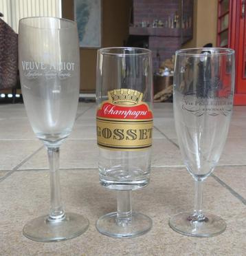 Champagne glazen 3x champagneglazen Gosset Veuve Pelletier beschikbaar voor biedingen
