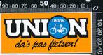 Sticker: Union - Das pas fietsen (Oranje), Verzamelen, Ophalen of Verzenden, Zo goed als nieuw, Bedrijf of Vereniging