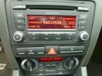 ORIGINEEL AUDI A3 CONCERT RADIO CD MP3 CHORUS DUBBEL DIN 8, Auto diversen, Autoradio's, Ophalen of Verzenden, Zo goed als nieuw
