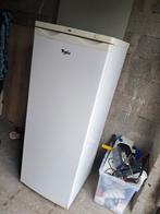 Goedwerkende ruime vriezer met 6 grote lades Whirpool, Refurbished, Minder dan 60 cm, Energieklasse A of zuiniger, 140 tot 160 cm