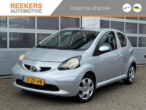 Toyota AYGO 1.0-12V + Org NL Airco leuke auto 138DKM NAP, Auto's, Toyota, Bedrijf, Aygo, ABS, Airbags, Airconditioning, Centrale vergrendeling