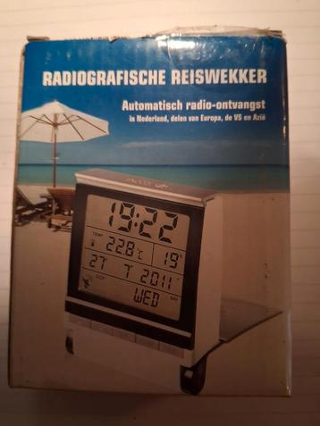 Radio grafische reiswekker  beschikbaar voor biedingen